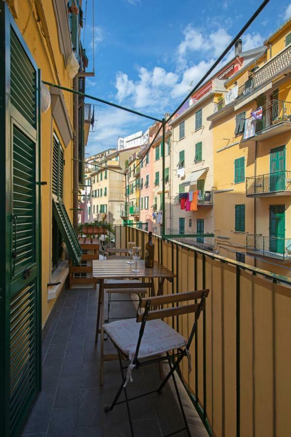 Ca'La Luna - In Centro Con Terrazza Riomaggiore Exteriör bild